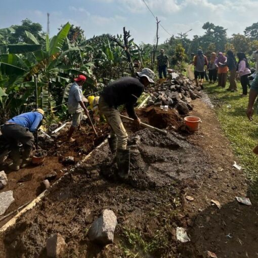 Tpt rw 01 desa citapen 2025