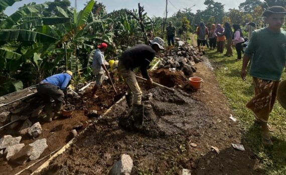 Tpt rw 01 desa citapen 2025