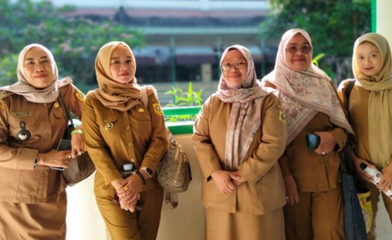 Sekolah pemerintahan kades citapen (1)